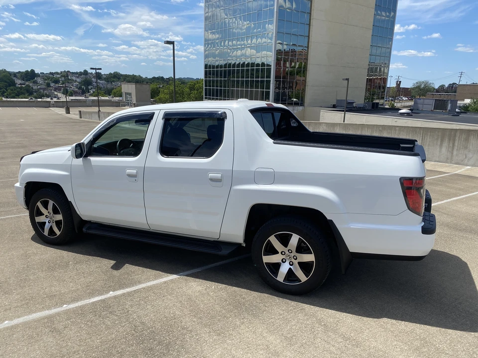 2014 Honda Ridgeline 1st Gen - Image 22 of 31