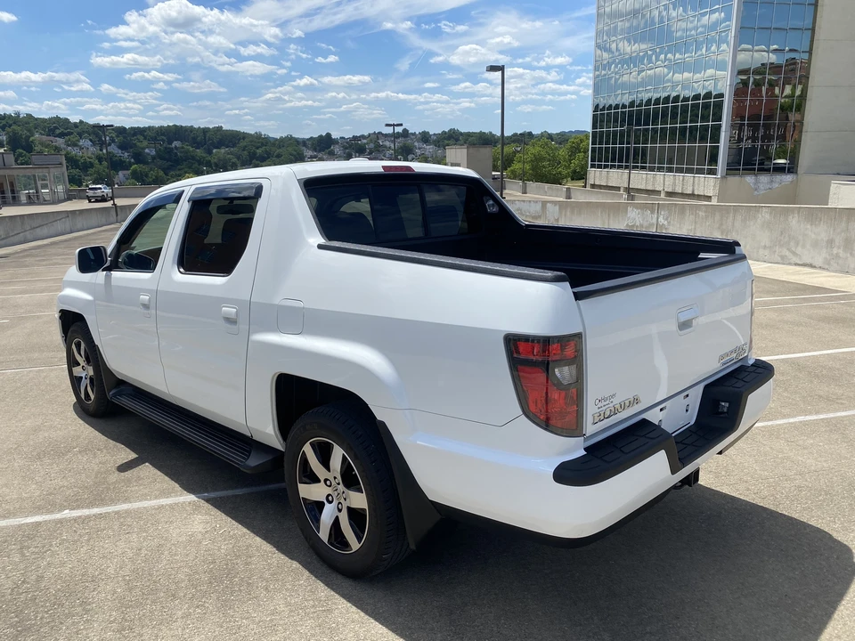 2014 Honda Ridgeline 1st Gen - Image 26 of 31