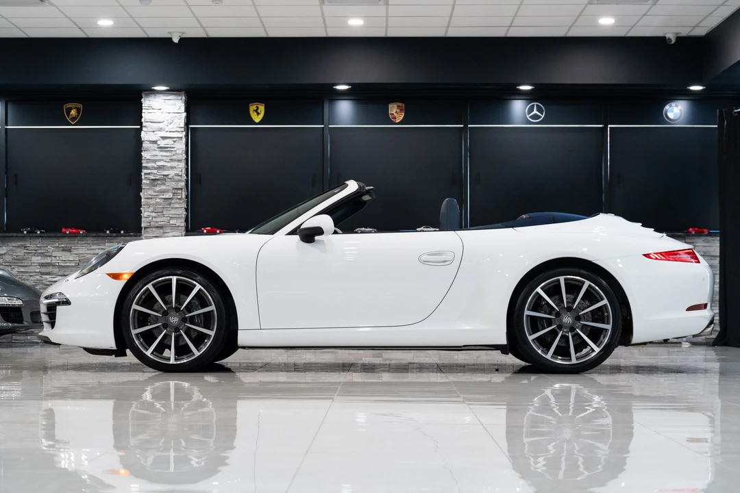 2014 Porsche 991 Carrera - Image 9 of 31