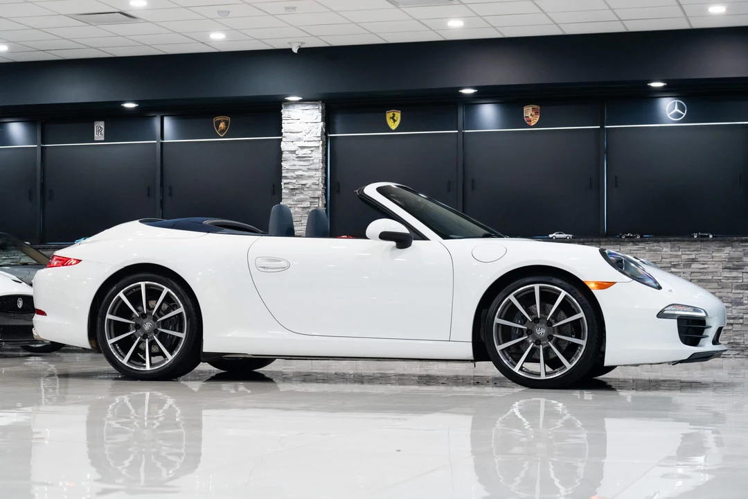 2014 Porsche 991 Carrera - Image 29 of 31