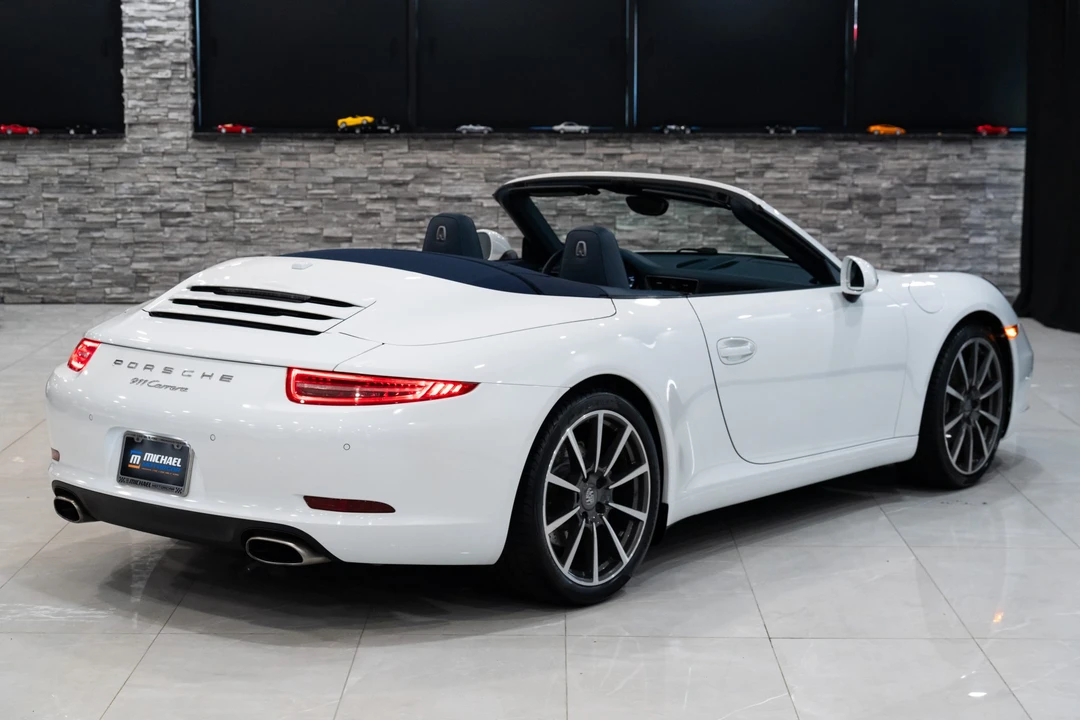 2014 Porsche 991 Carrera - Image 24 of 31