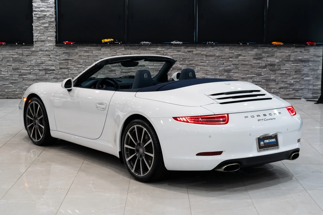2014 Porsche 991 Carrera - Image 15 of 31