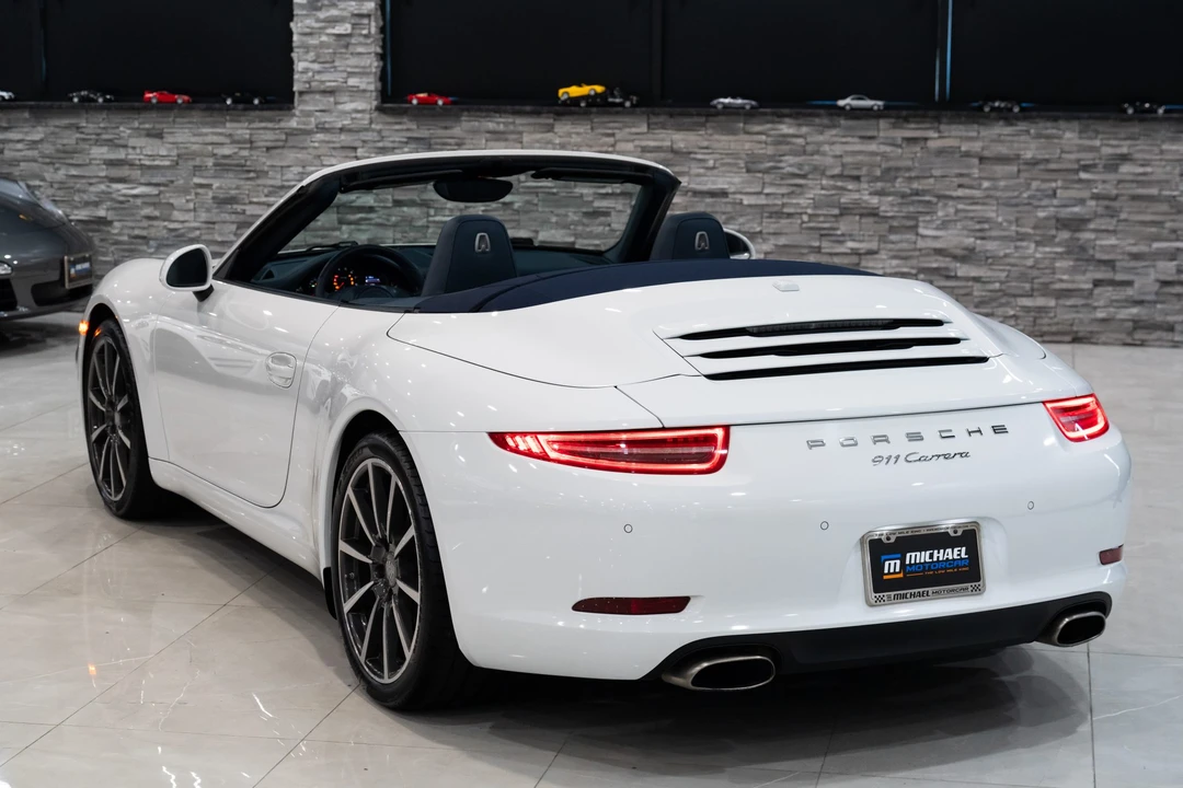 2014 Porsche 991 Carrera - Image 16 of 31