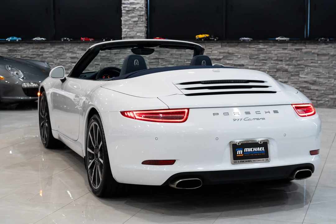 2014 Porsche 991 Carrera - Image 17 of 31