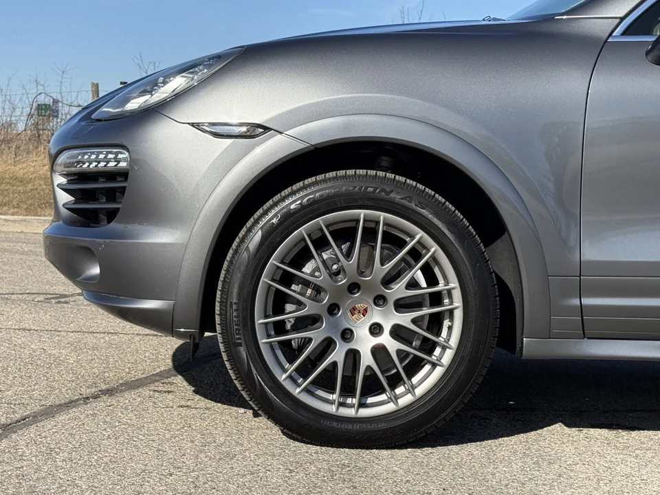 2014 Porsche 958 Cayenne Diesel - Image 29 of 31
