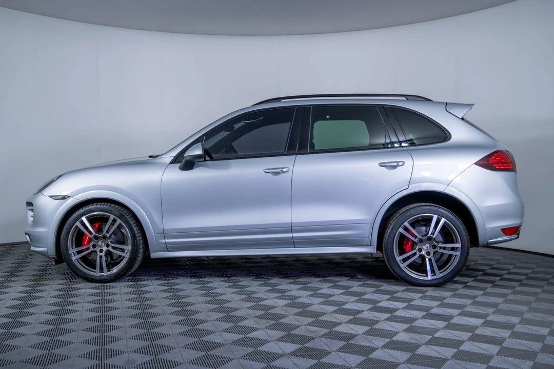 2014 Porsche 958 Cayenne GTS - Image 27 of 31
