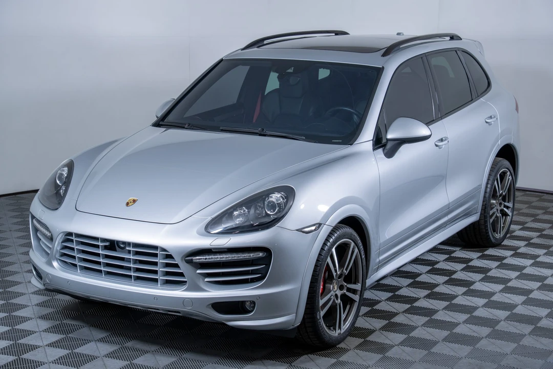 2014 Porsche 958 Cayenne GTS - Image 24 of 31