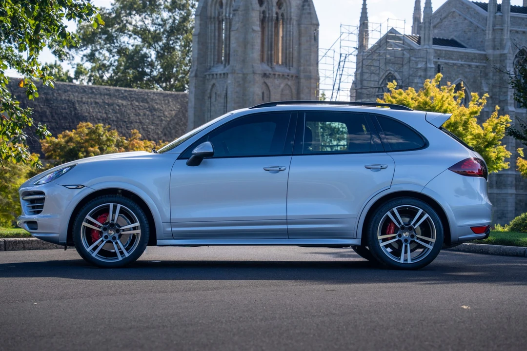 2014 Porsche 958 Cayenne GTS - Image 4 of 31