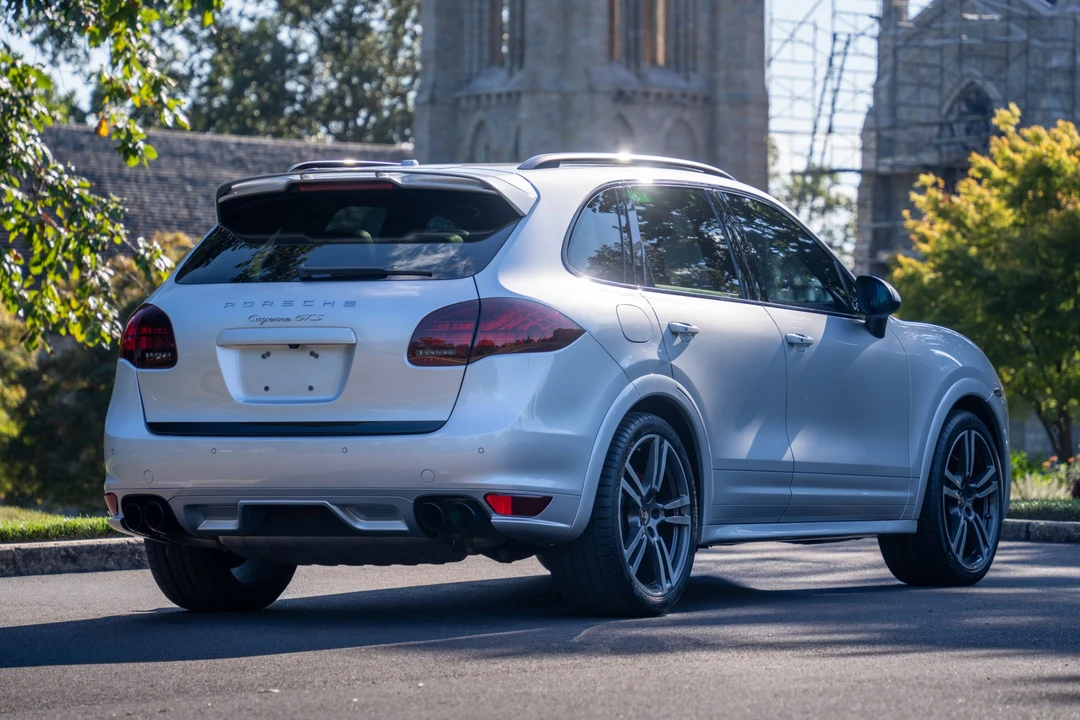 2014 Porsche 958 Cayenne GTS - Image 7 of 31