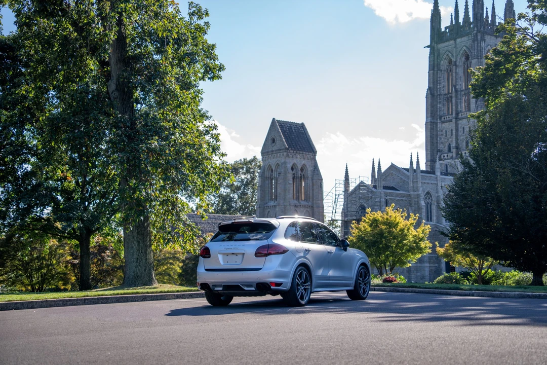 2014 Porsche 958 Cayenne GTS - Image 16 of 31