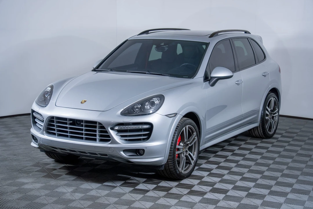 2014 Porsche 958 Cayenne GTS - Image 25 of 31