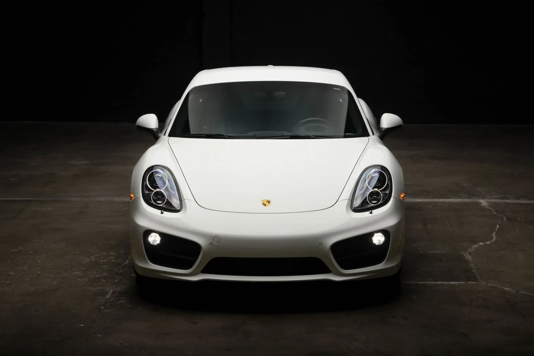 2014 Porsche 981 Cayman S - Image 8 of 31