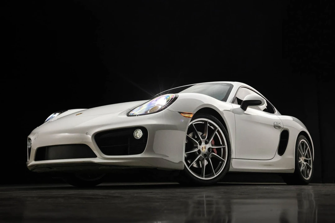 2014 Porsche 981 Cayman S - Image 4 of 31