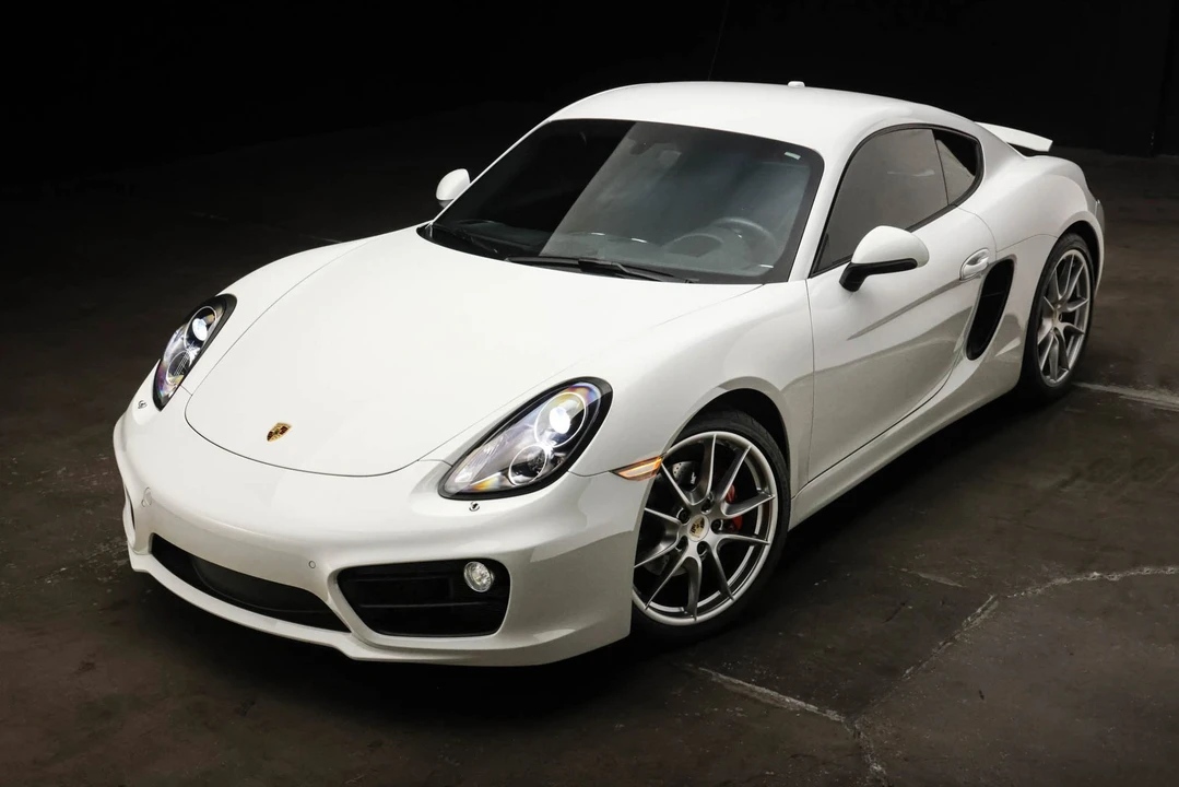 2014 Porsche 981 Cayman S - Image 2 of 31