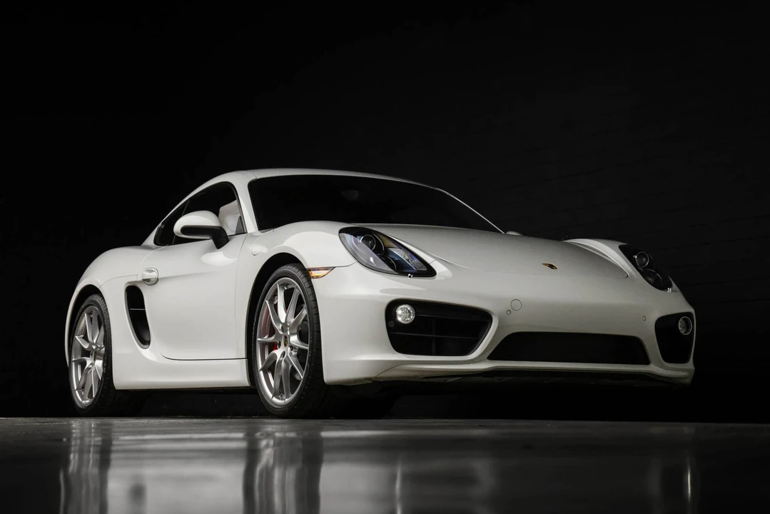 2014 Porsche 981 Cayman S - Image 13 of 31