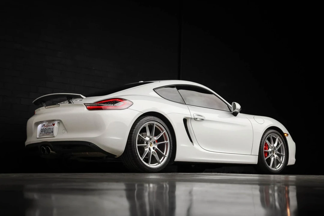 2014 Porsche 981 Cayman S - Image 18 of 31