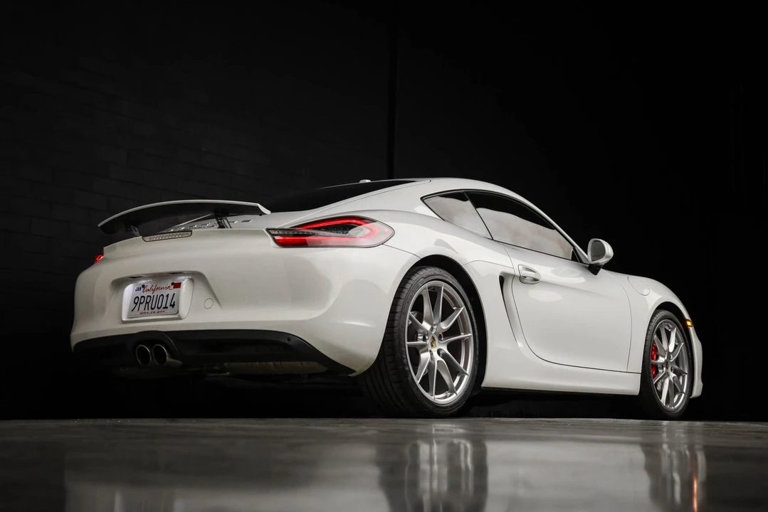 2014 Porsche 981 Cayman S - Image 19 of 31