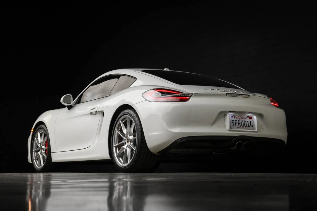 2014 Porsche 981 Cayman S - Image 24 of 31