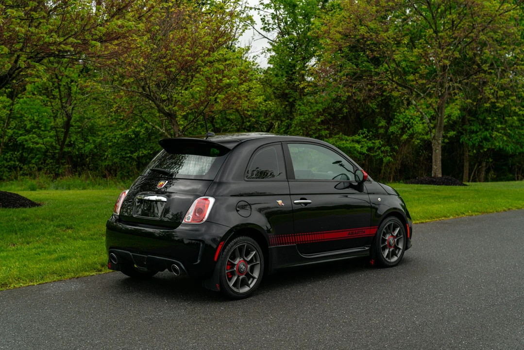 2015 Fiat Abarth 500 - Image 23 of 31