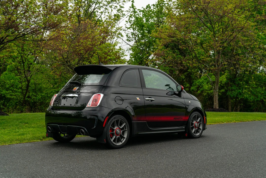 2015 Fiat Abarth 500 - Image 24 of 31