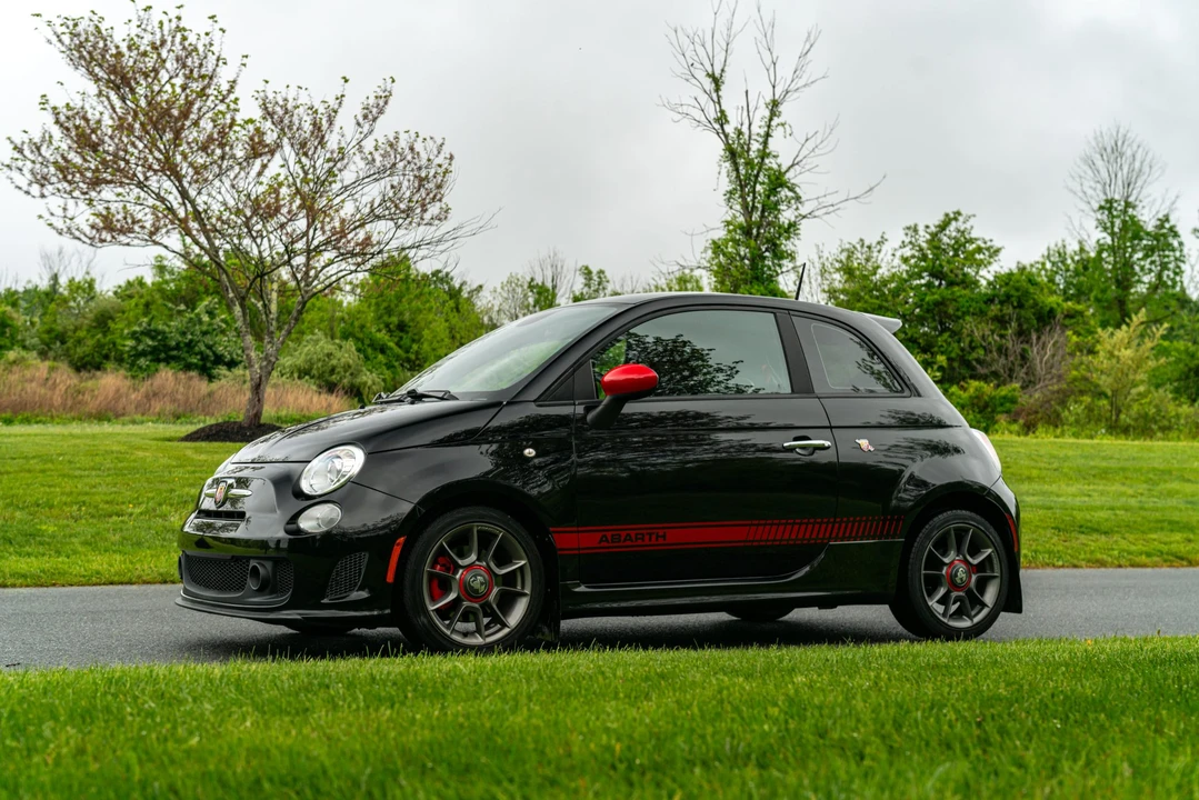 2015 Fiat Abarth 500 - Image 4 of 31