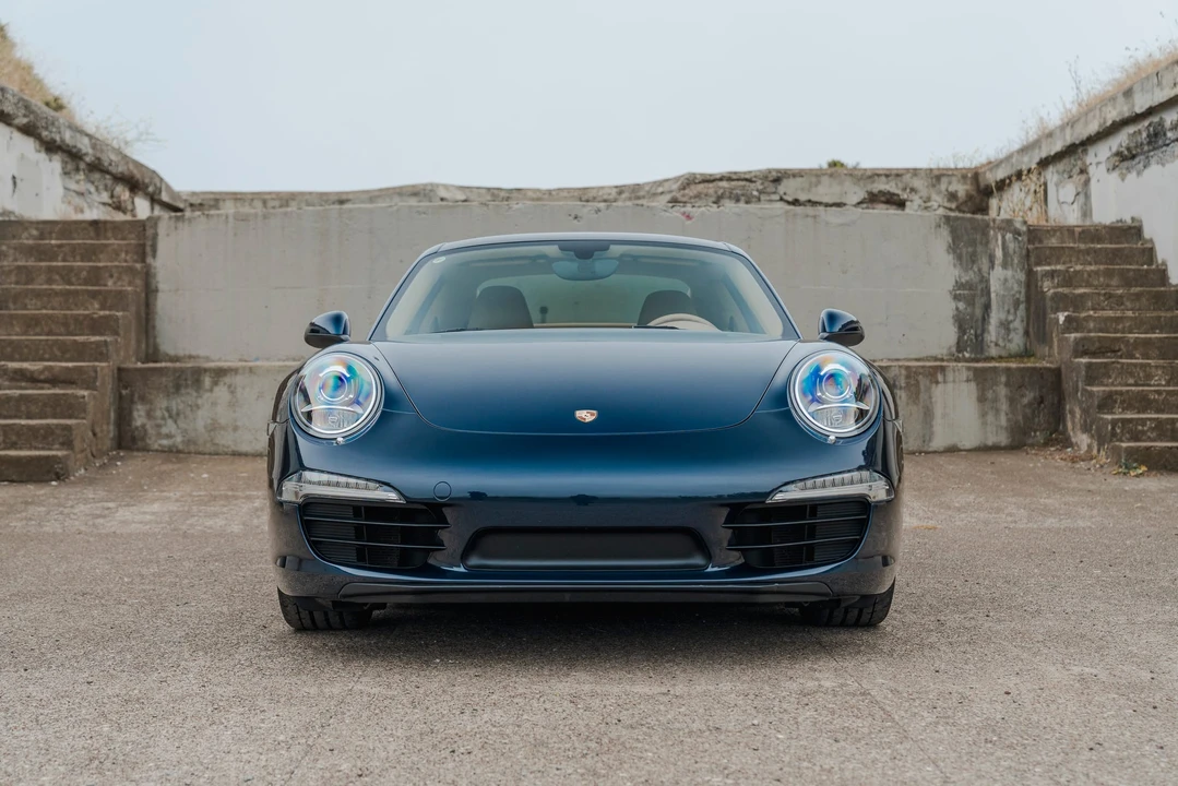 2015 Porsche 991 Carrera - Image 10 of 31