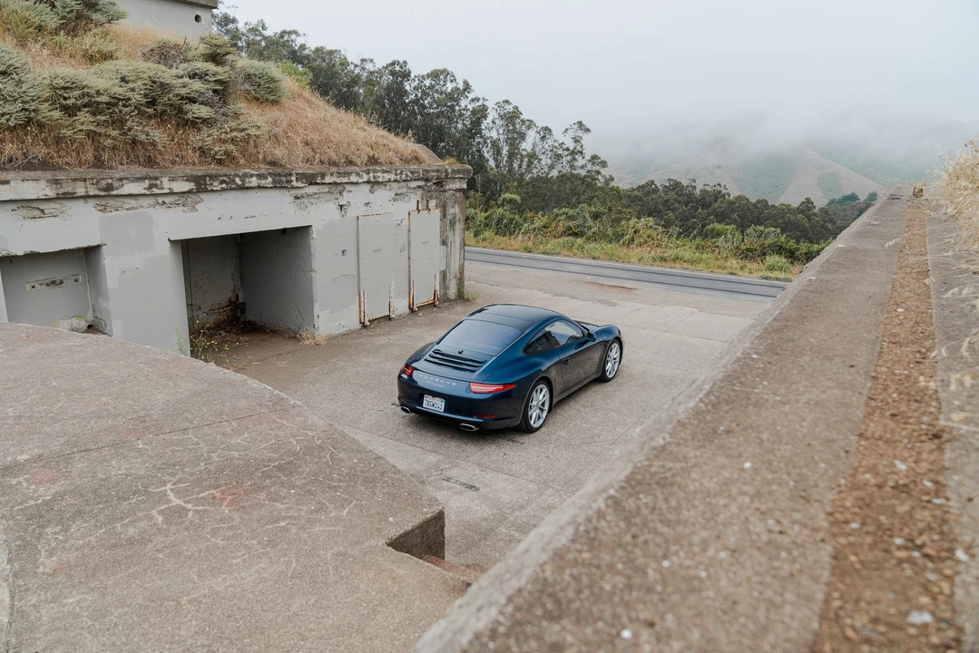2015 Porsche 991 Carrera - Image 24 of 31