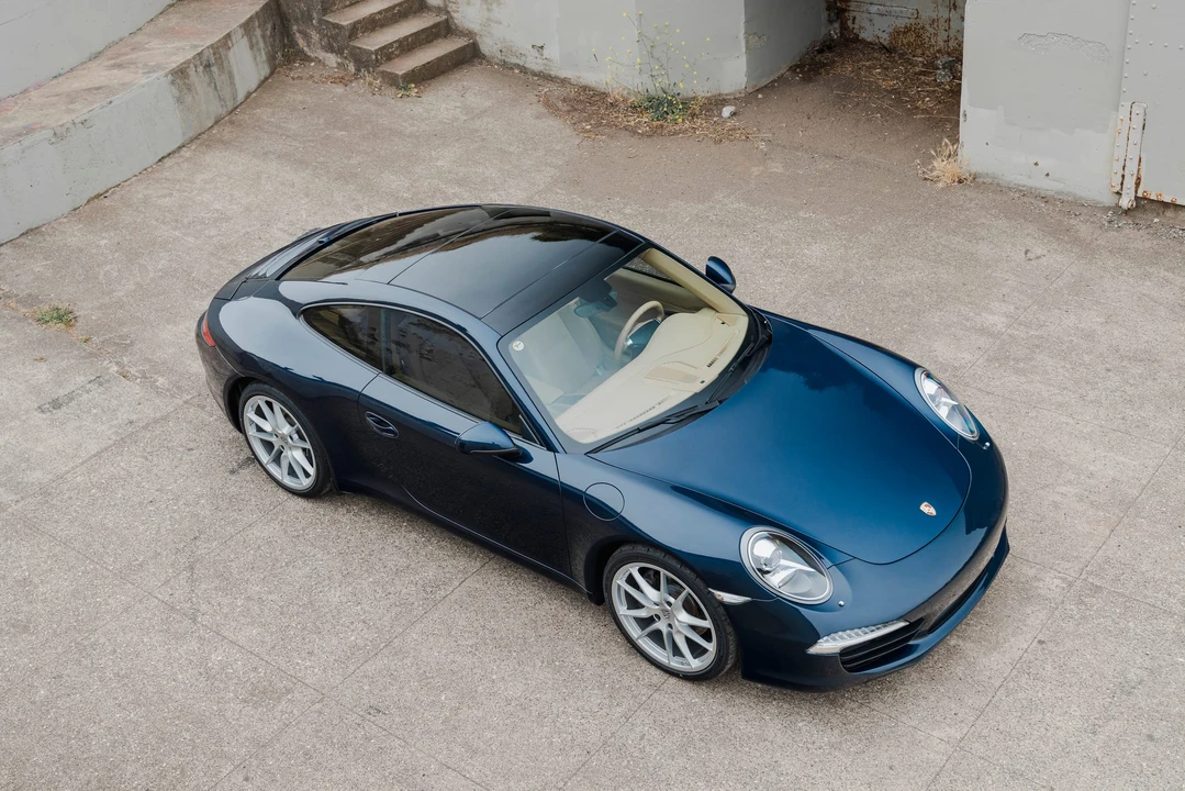 2015 Porsche 991 Carrera - Image 17 of 31