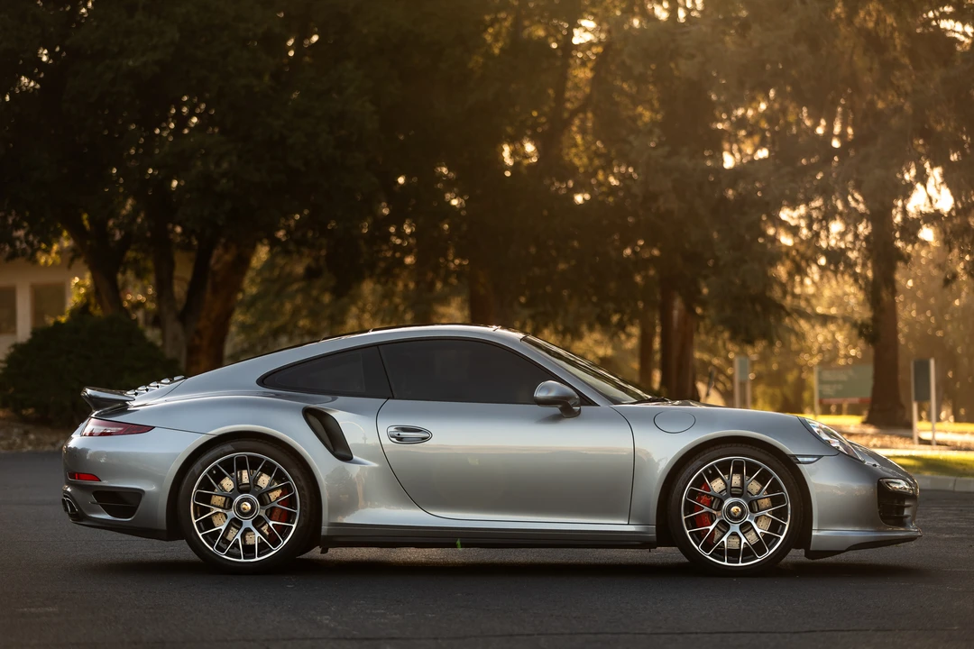 2015 Porsche 991 Turbo - Image 19 of 31