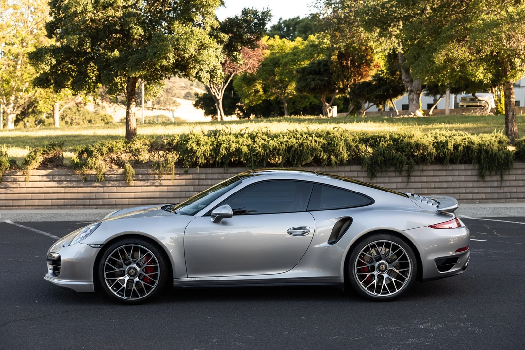 2015 Porsche 991 Turbo - Image 6 of 31