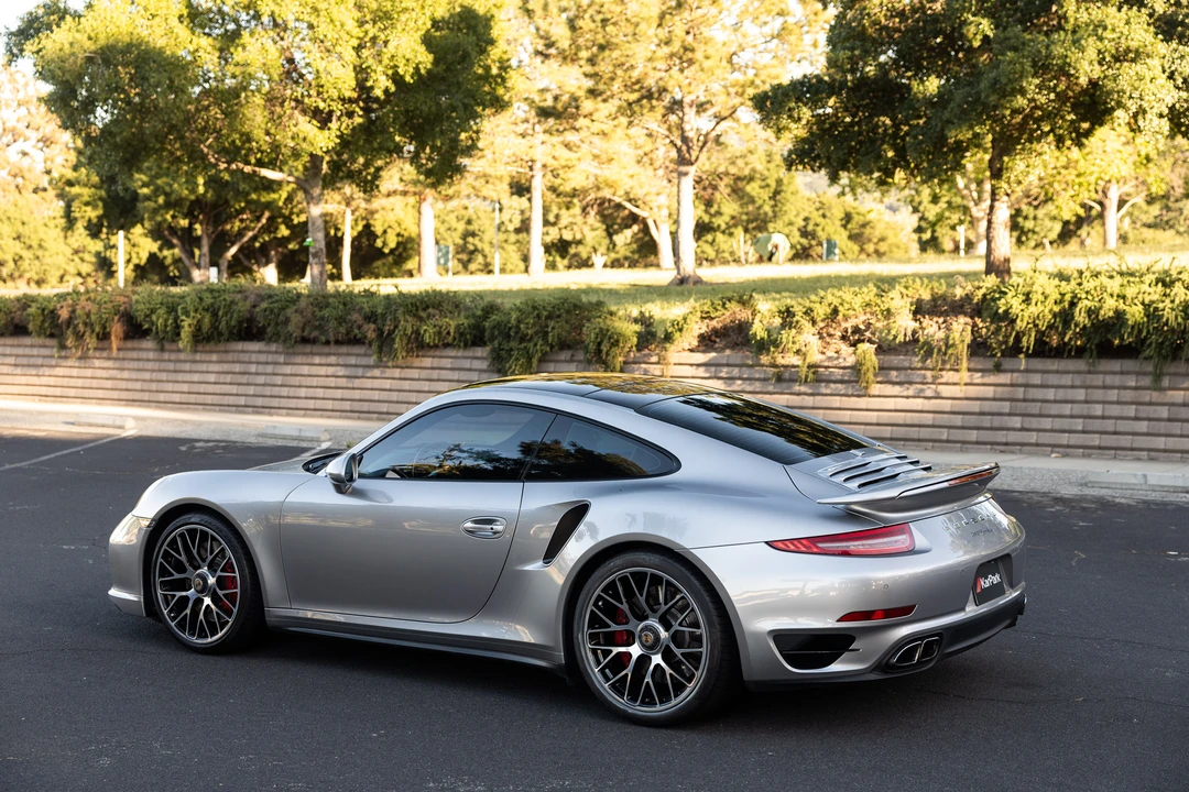 2015 Porsche 991 Turbo - Image 9 of 31