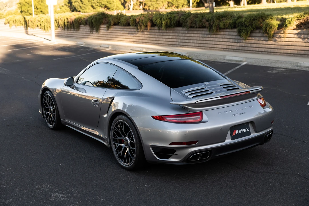 2015 Porsche 991 Turbo - Image 12 of 31