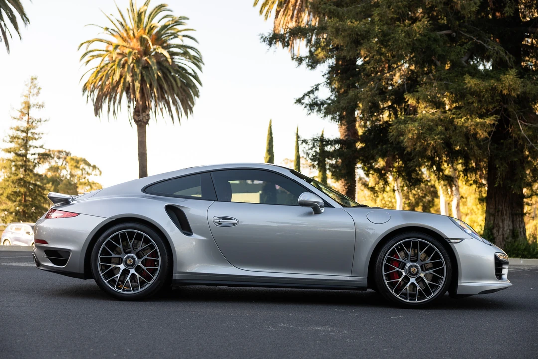 2015 Porsche 991 Turbo - Image 21 of 31