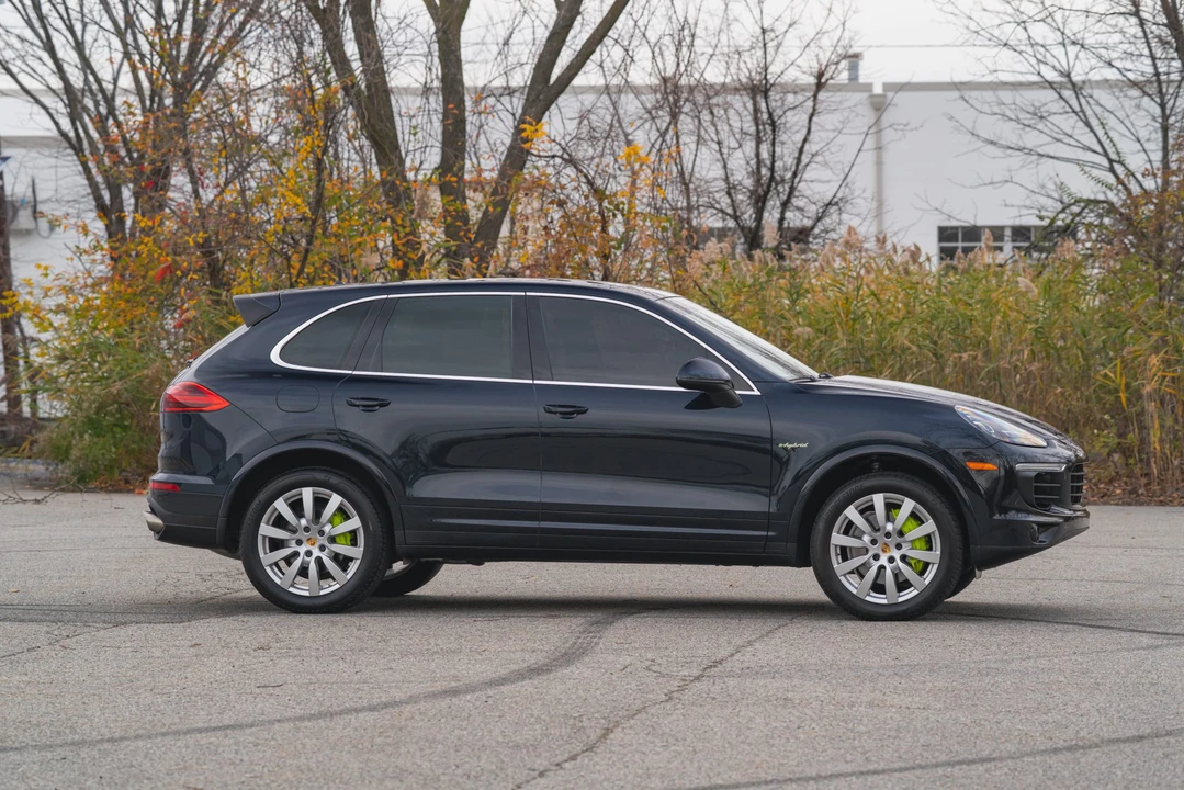 2015 Porsche 958 Cayenne S - Image 15 of 31