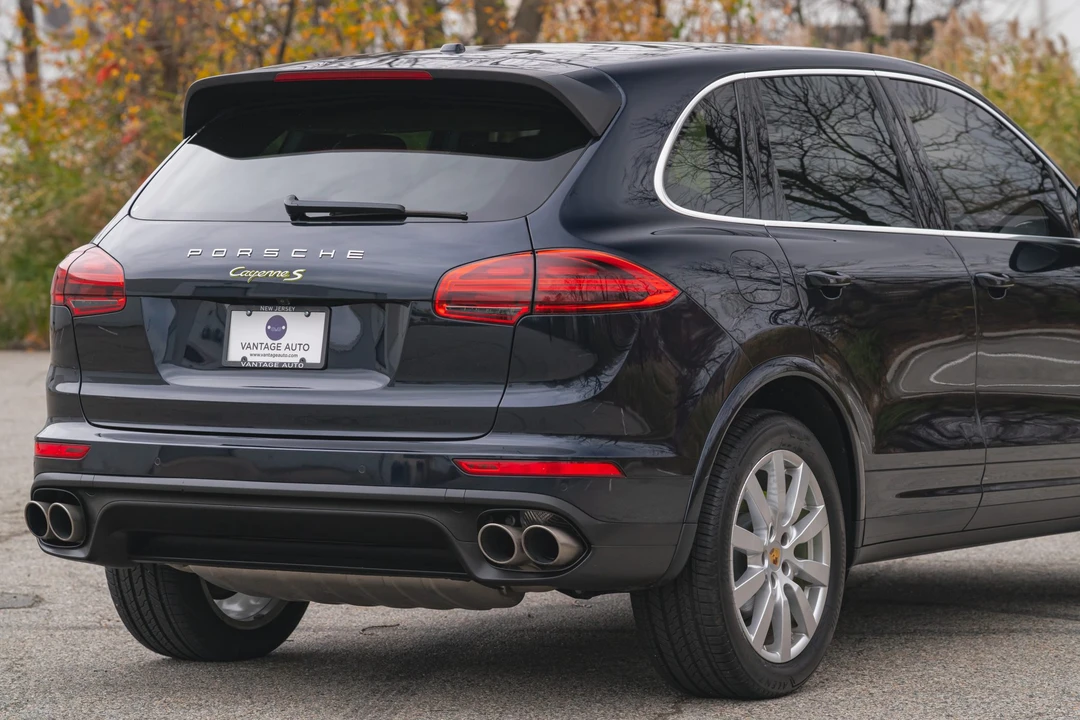 2015 Porsche 958 Cayenne S - Image 27 of 31