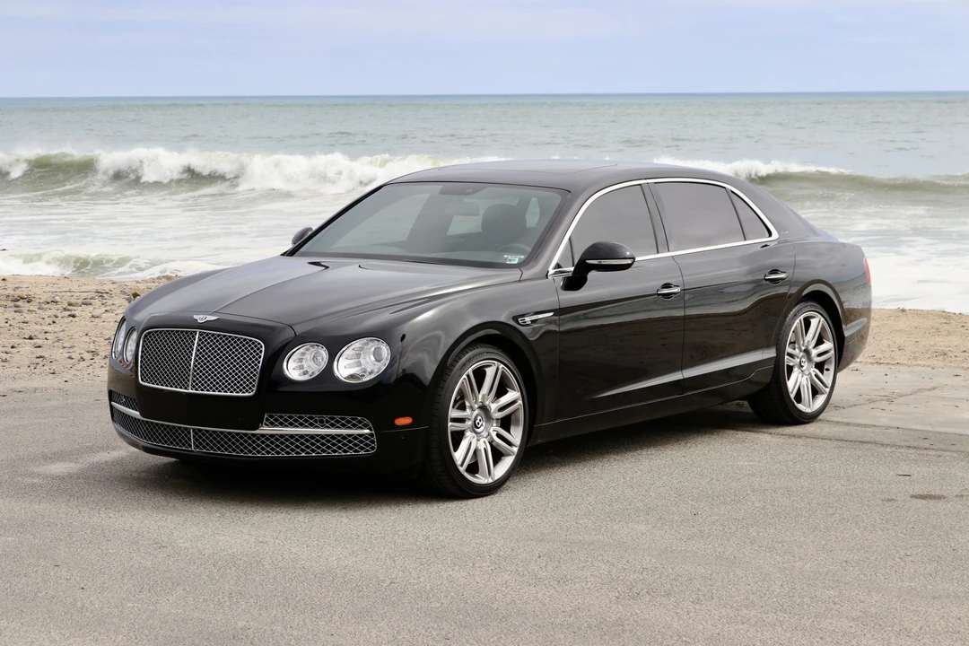 2016 Bentley Continental Flying Spur - Image 2 of 31