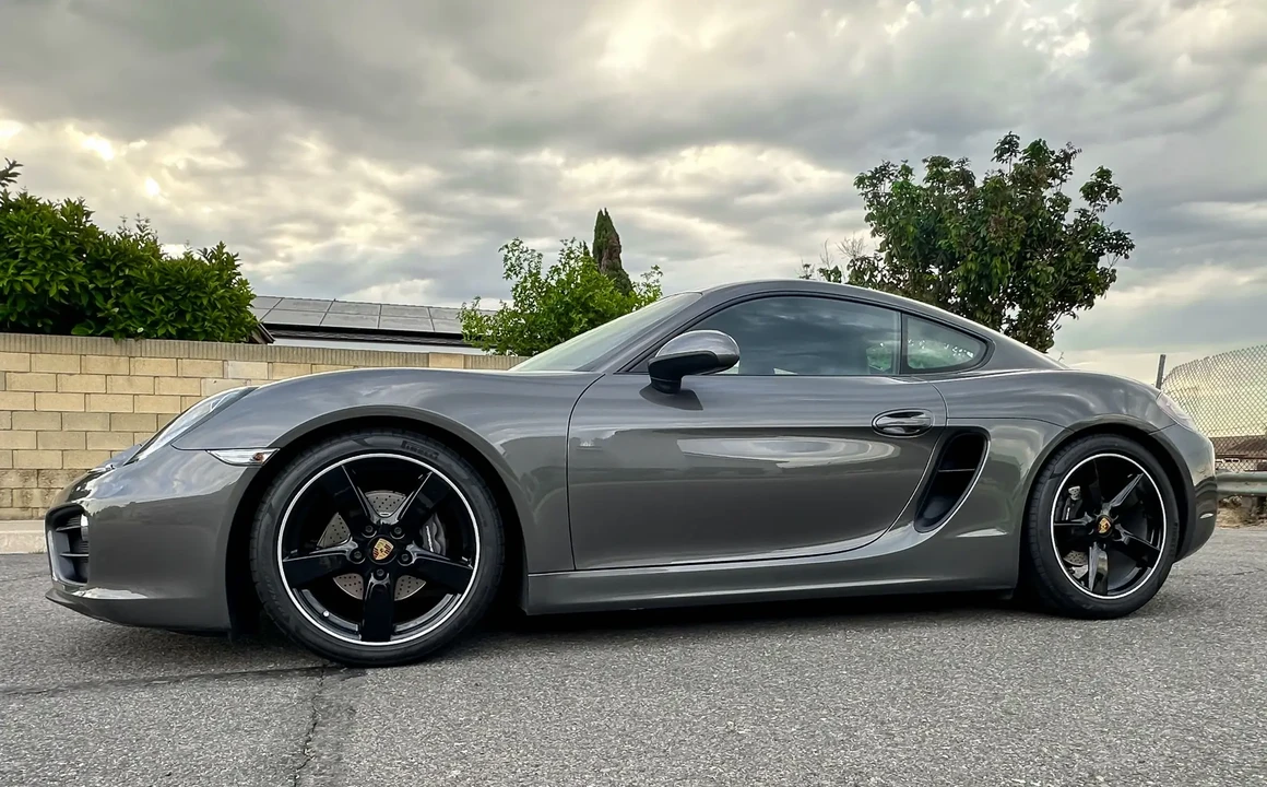 2016 Porsche 981 Cayman - Image 5 of 6