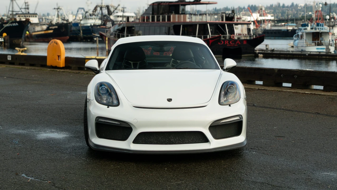 2016 Porsche 981 Cayman GT4 - Image 5 of 31
