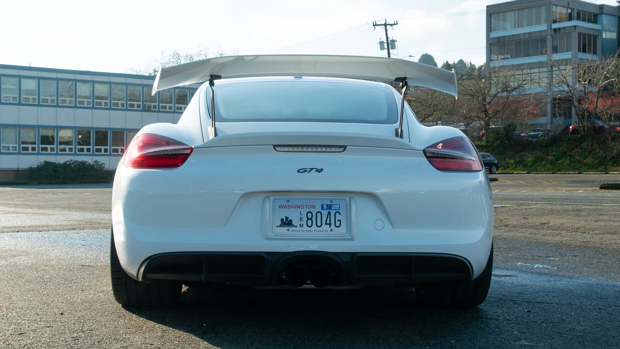 2016 Porsche 981 Cayman GT4 - Image 21 of 31
