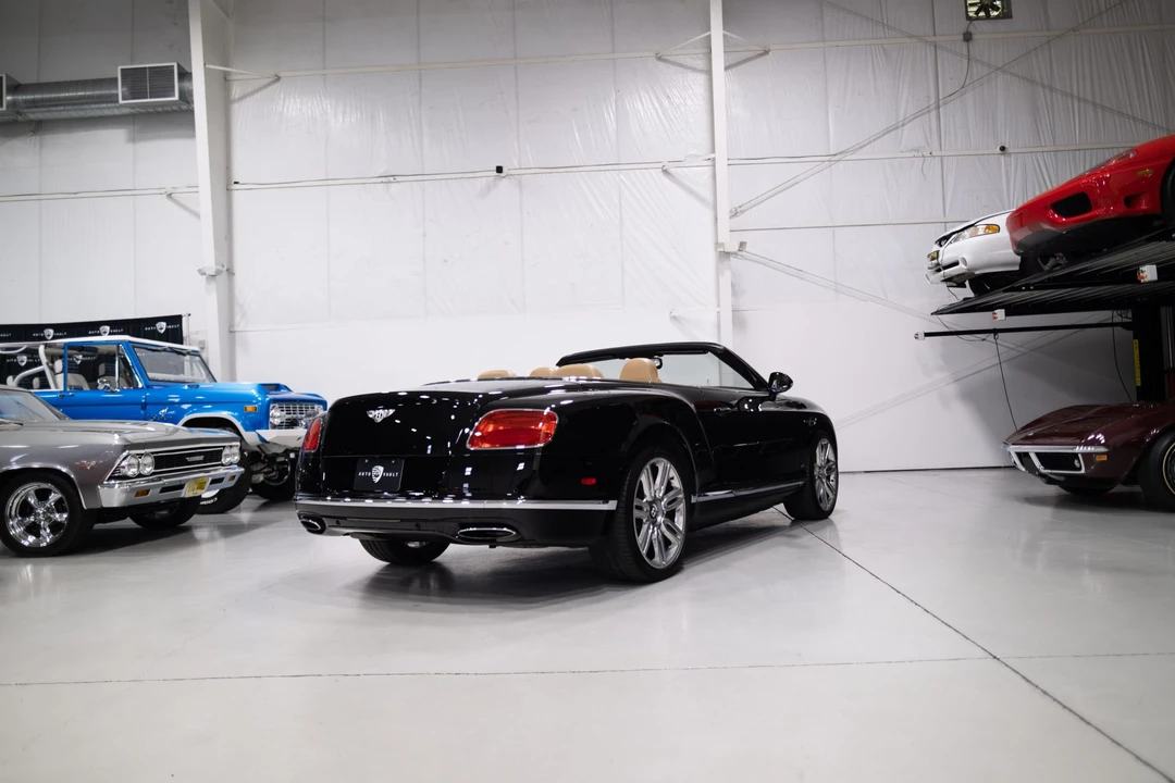 2017 Bentley Continental GTC - Image 16 of 31