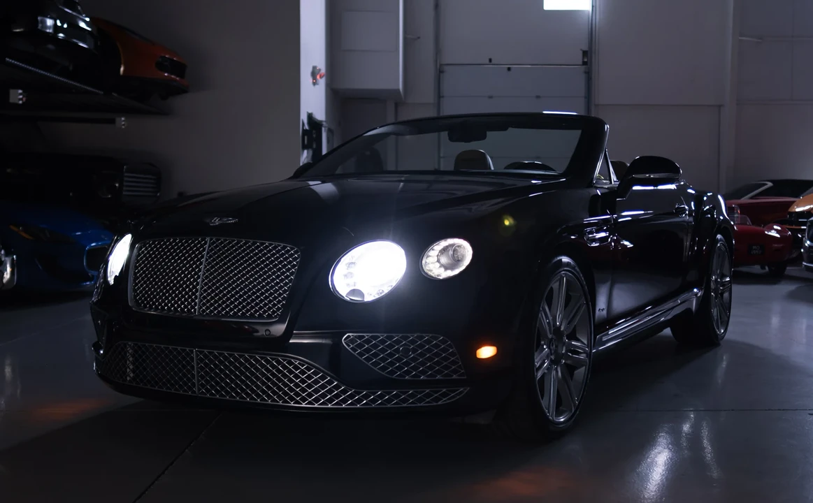 2017 Bentley Continental GTC - Image 7 of 31