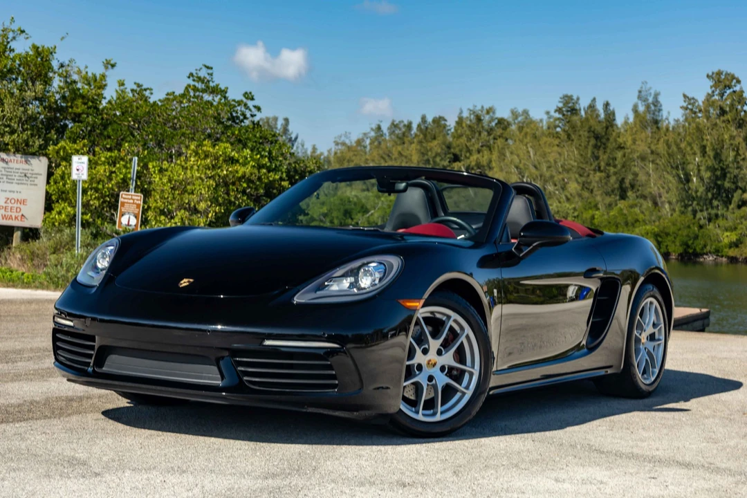 2017 Porsche 718 Boxster - Image 4 of 31