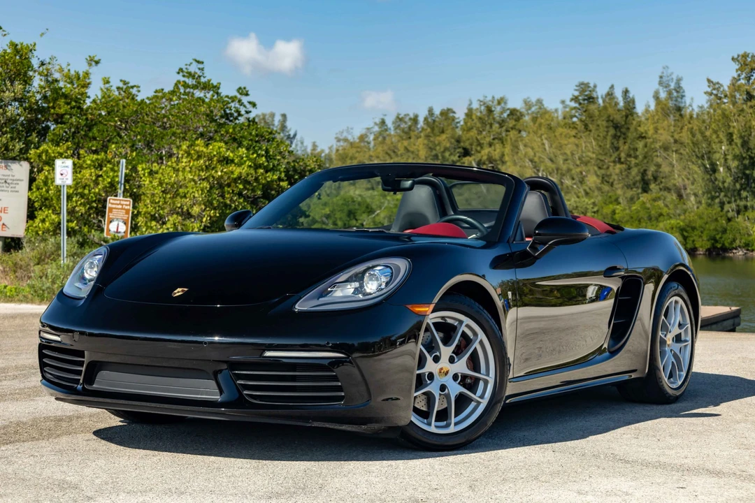 2017 Porsche 718 Boxster - Image 2 of 31
