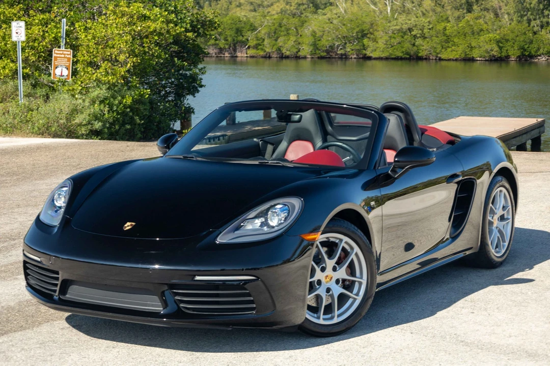 2017 Porsche 718 Boxster - Image 3 of 31