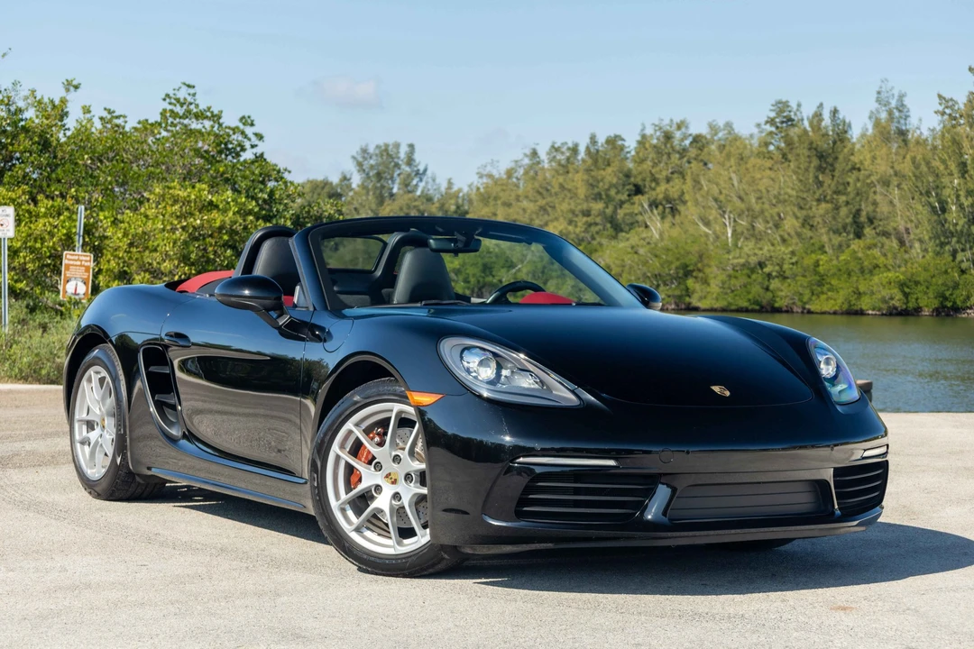 2017 Porsche 718 Boxster - Image 10 of 31