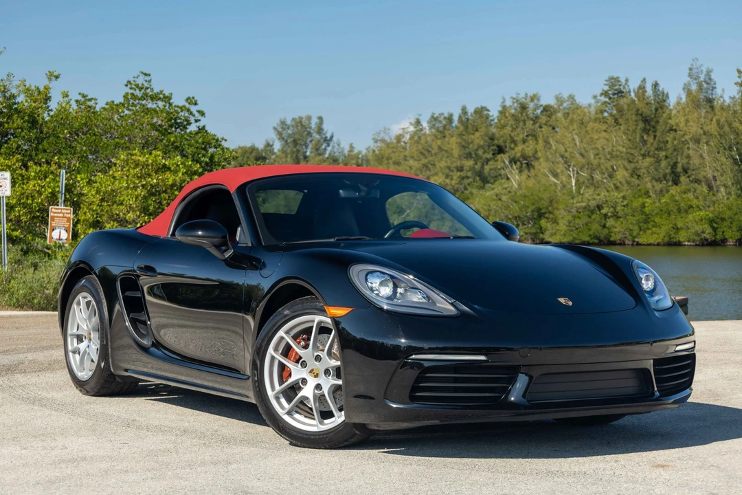 2017 Porsche 718 Boxster - Image 22 of 31