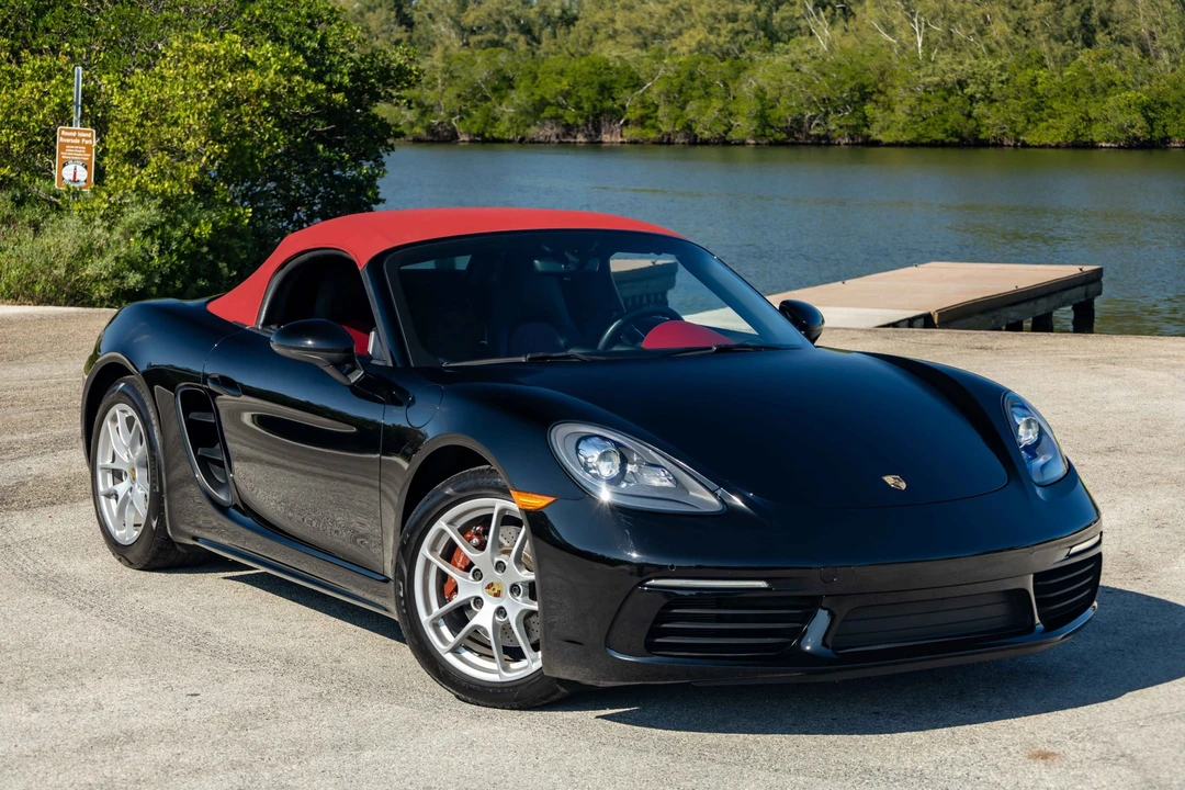 2017 Porsche 718 Boxster - Image 23 of 31