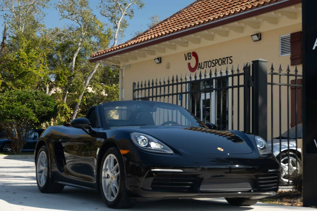 2017 Porsche 718 Boxster - Image 26 of 31