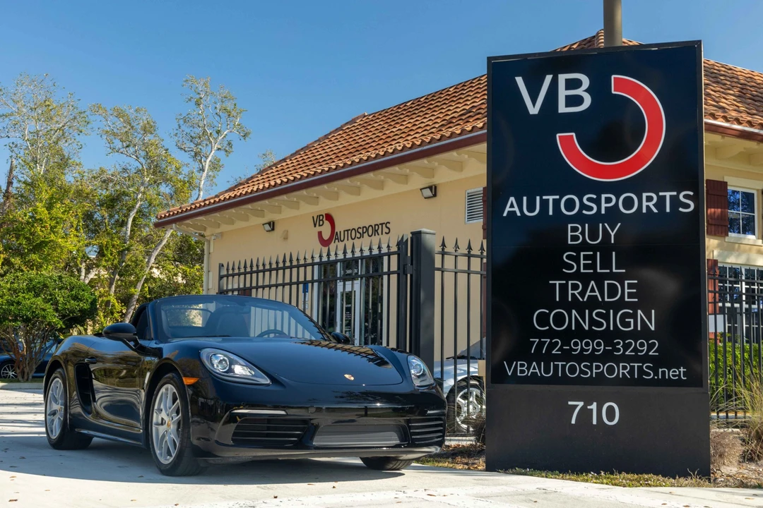 2017 Porsche 718 Boxster - Image 24 of 31