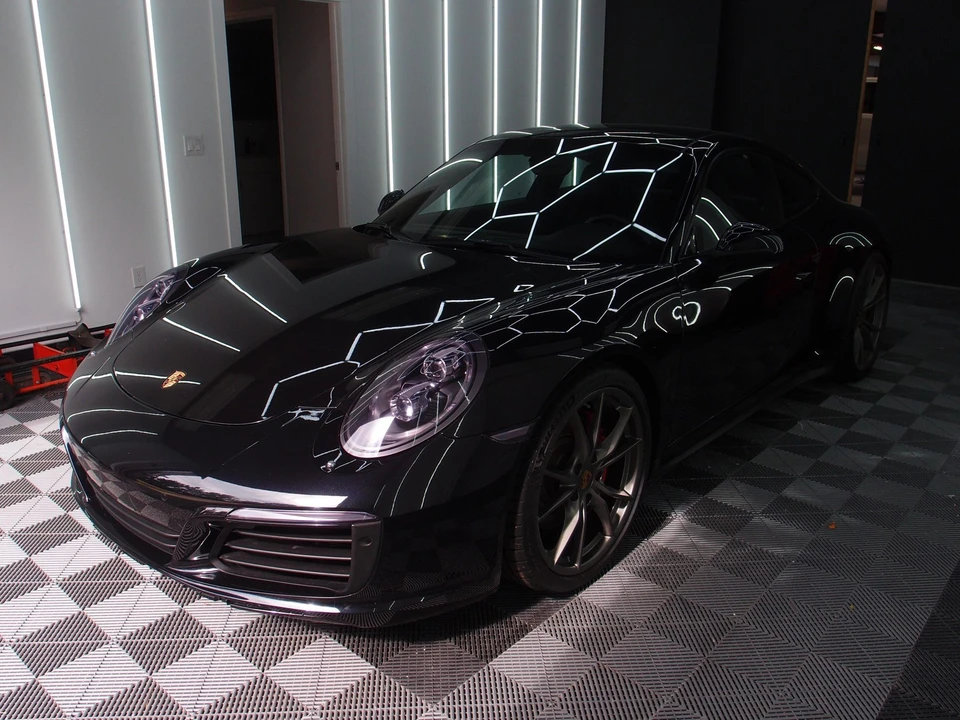 2017 Porsche 991 Carrera 4S - Image 12 of 31